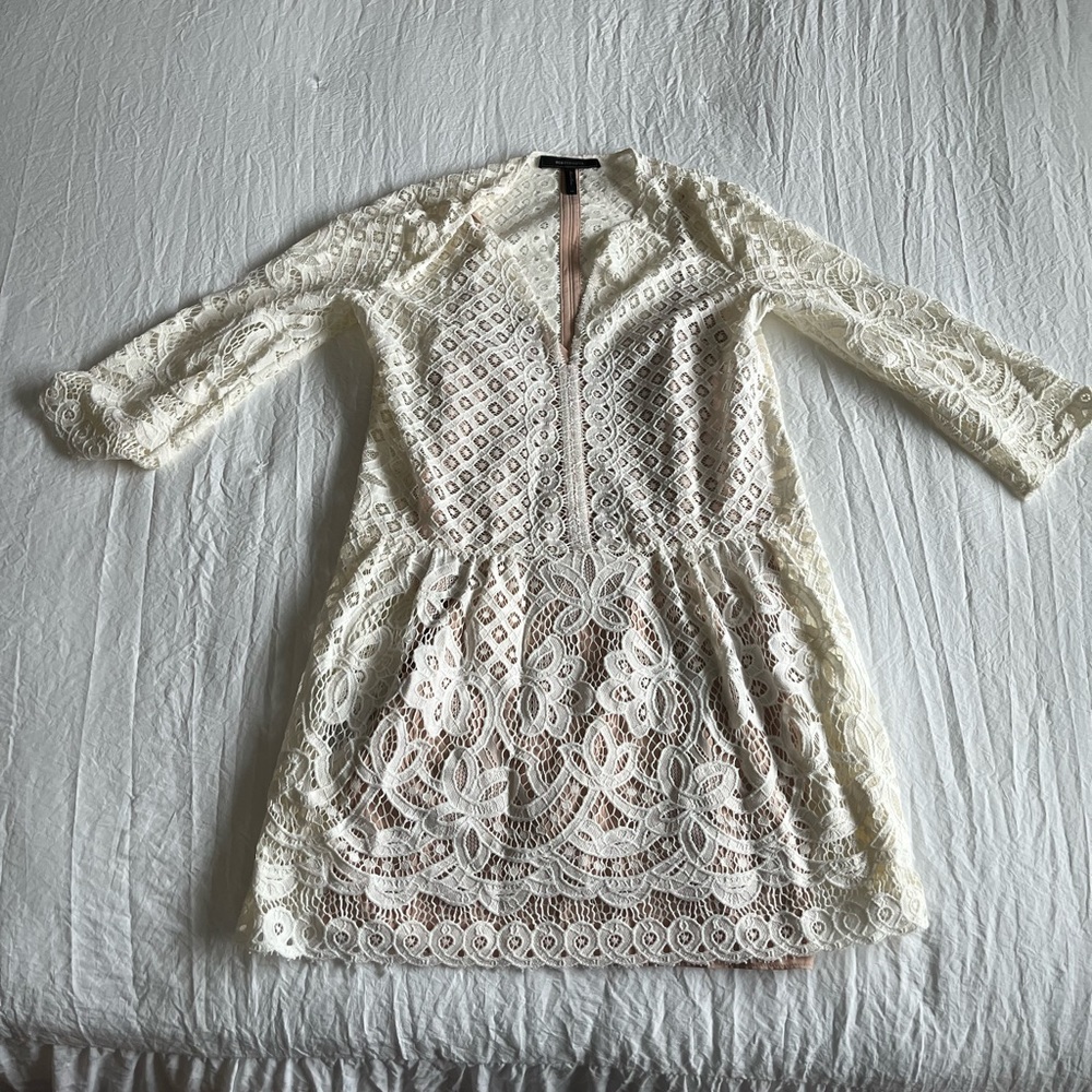BCBMaxAzria size XS never worn white dress